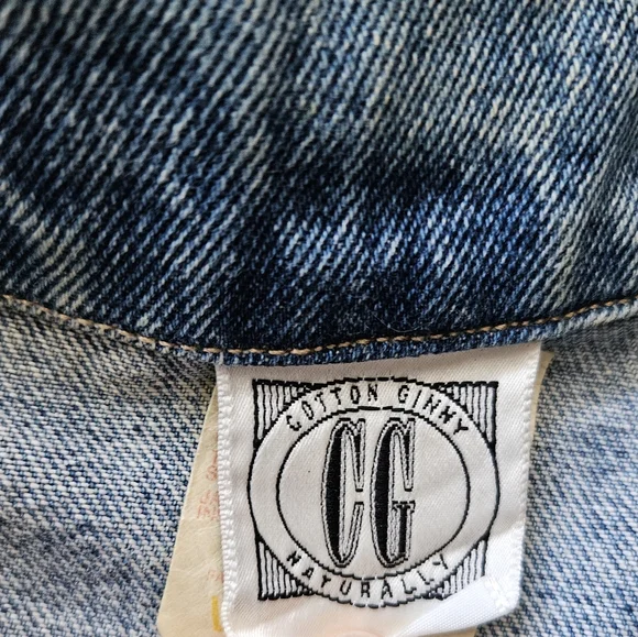 Vintage Jean Jacket - Picture 6 of 9
